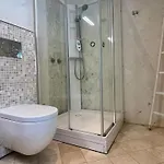 Вилла Charming For 6-8 People *