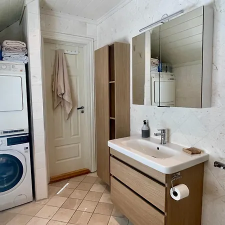 Charming Villa Near Moss And Beach For 8 People *