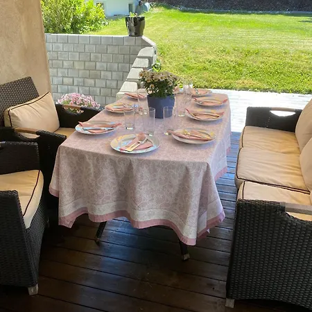 Charming For 8 People * Moss