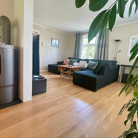 Charming Villa Near Moss And Beach For 8 People Villa *