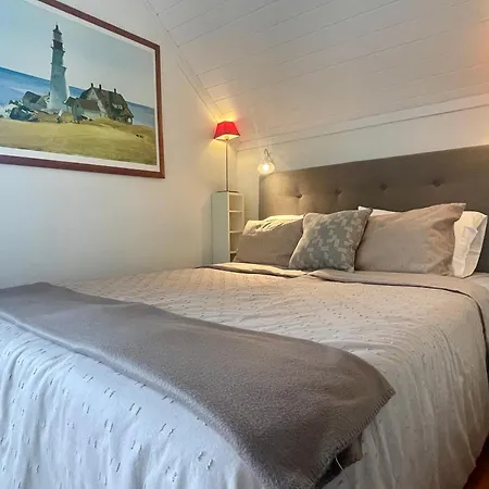 Charming Villa Near Moss And Beach For 8 People