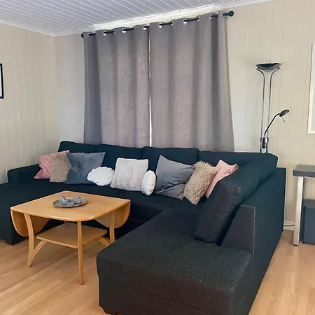 Charming For 8 People Βίλα Moss