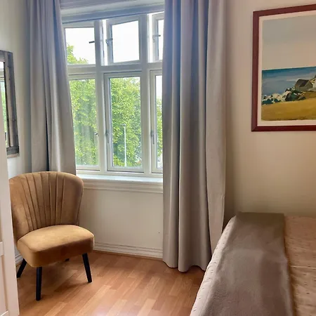 Βίλα Charming For 8 People *