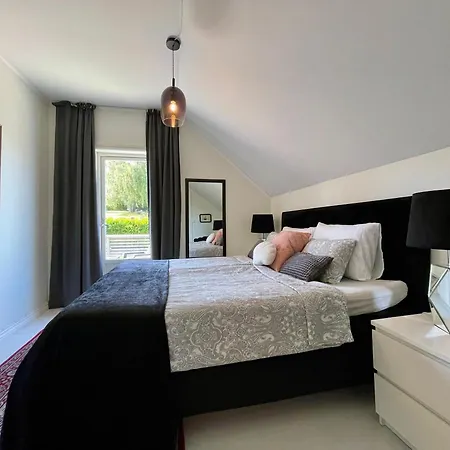 Charming Villa Near Moss And Beach For 8 People Villa