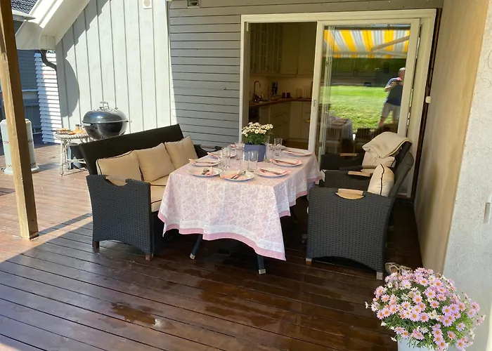 Charming For 6-8 People Villa *