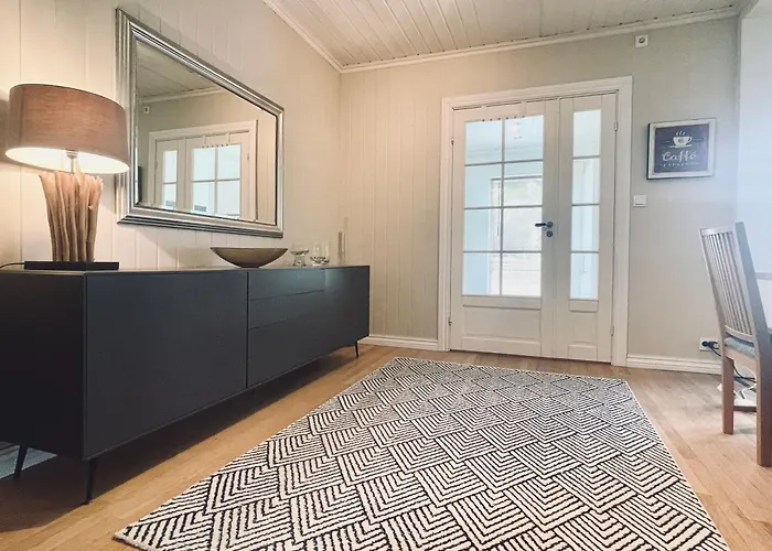 Charming For 6-8 People Villa *