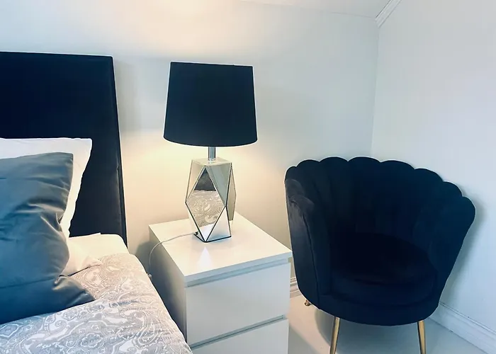 Charming For 8 People *