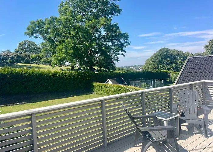 Charming For 8 People