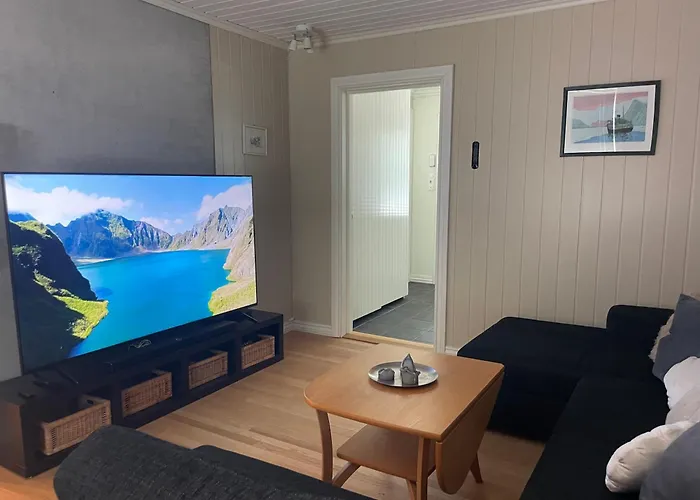 Villaer Charming For 8 People