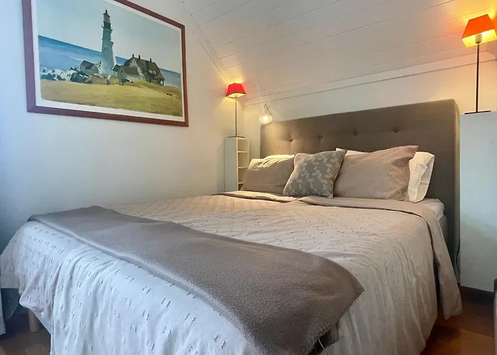 Charming For 8 People