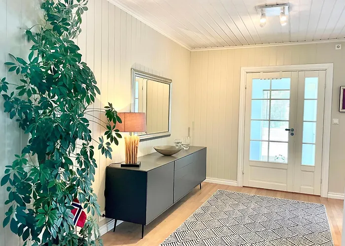 Charming For 8 People *