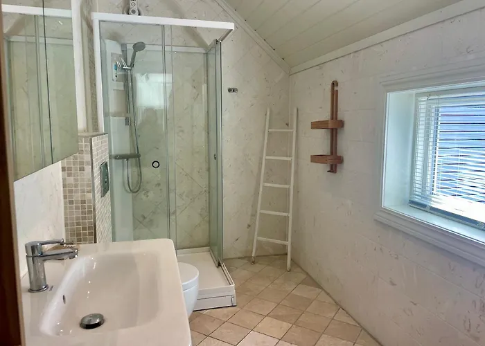 Charming For 6-8 People Villa *