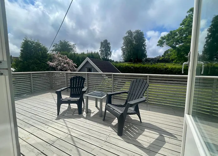 Villaer Charming For 8 People Moss