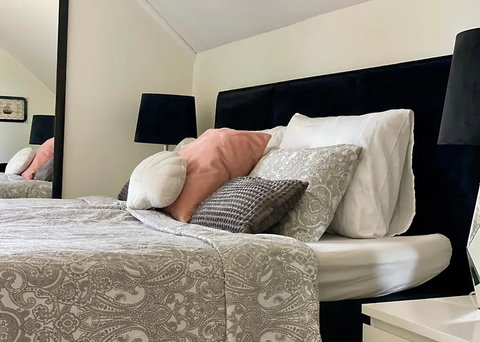 Charming For 8 People Villaer *