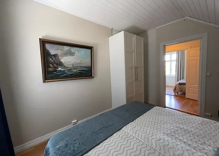 Charming For 6-8 People Villa